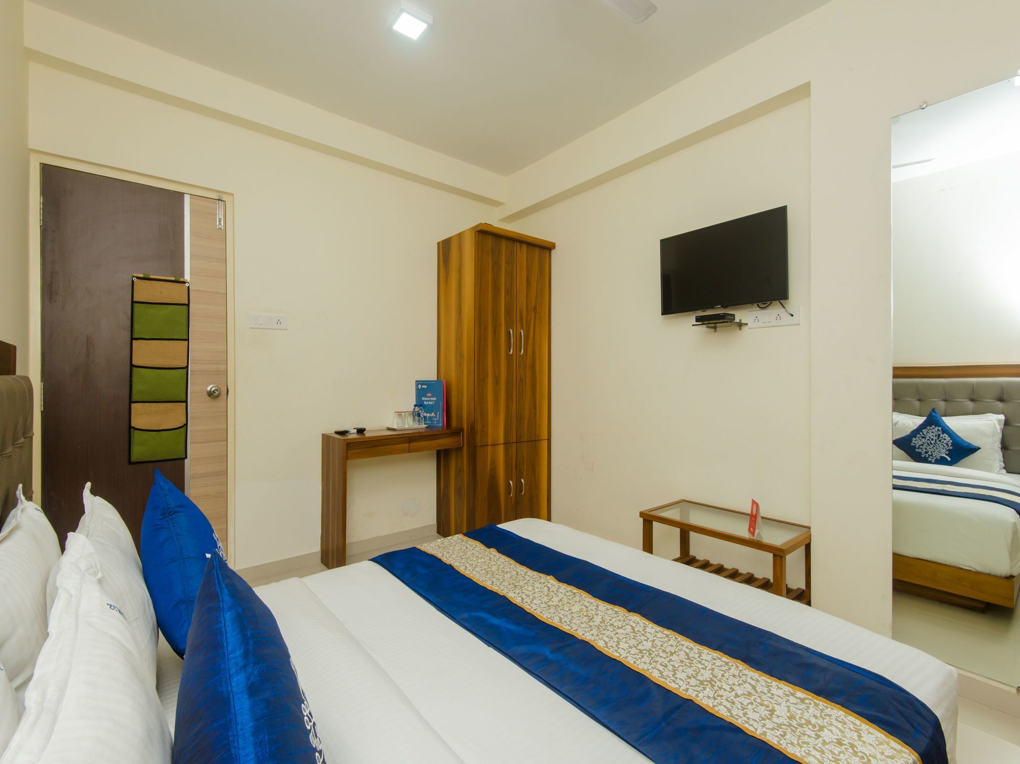 Oyo 11441 Hotel Blue Bells Residency Bombay Exterior foto