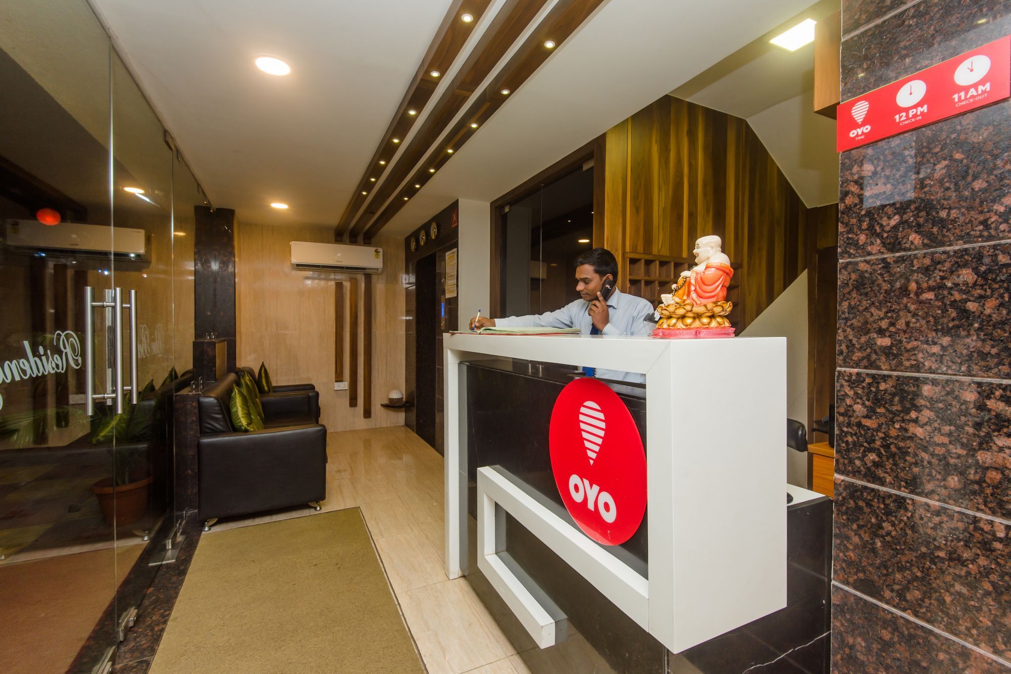 Oyo 11441 Hotel Blue Bells Residency Bombay Exterior foto
